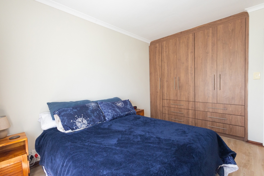 2 Bedroom Property for Sale in Ridgeworth Western Cape